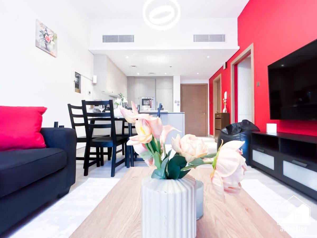 Chic Comfort At Oxford Apartment Dubai