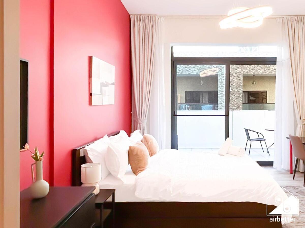 Chic Comfort At Oxford Apartment *