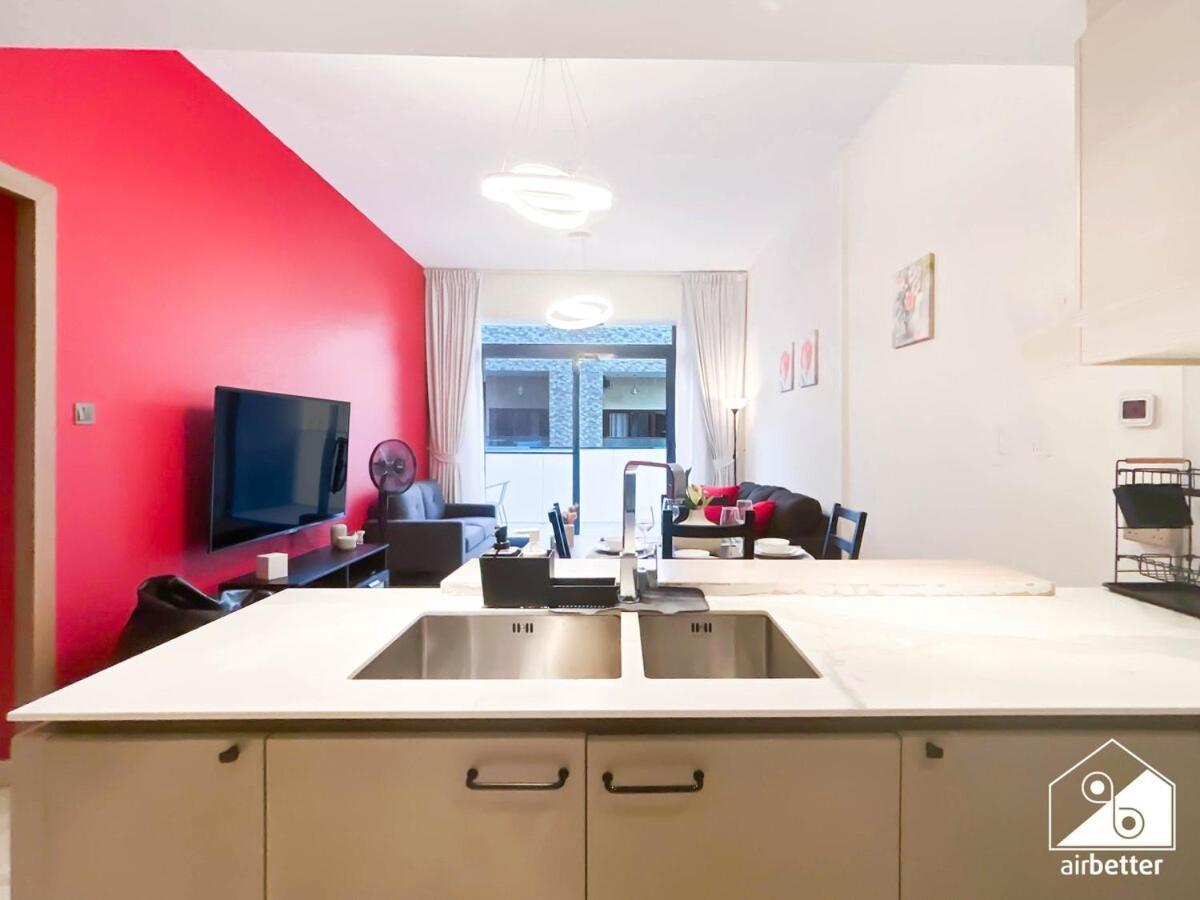 Chic Comfort At Oxford Apartment Dubai